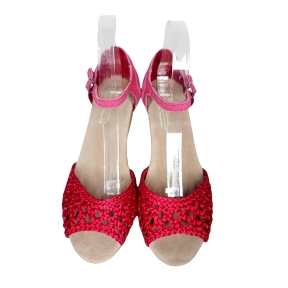 Toms Women's Red Satin Platform Wedges - Picture 3 of 9